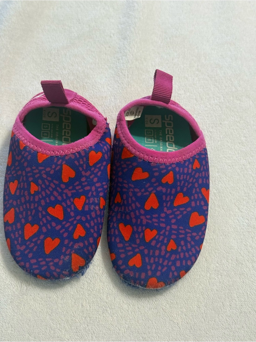 Speedo Kids Water Shoes - purple and pink size 5-6 toddler